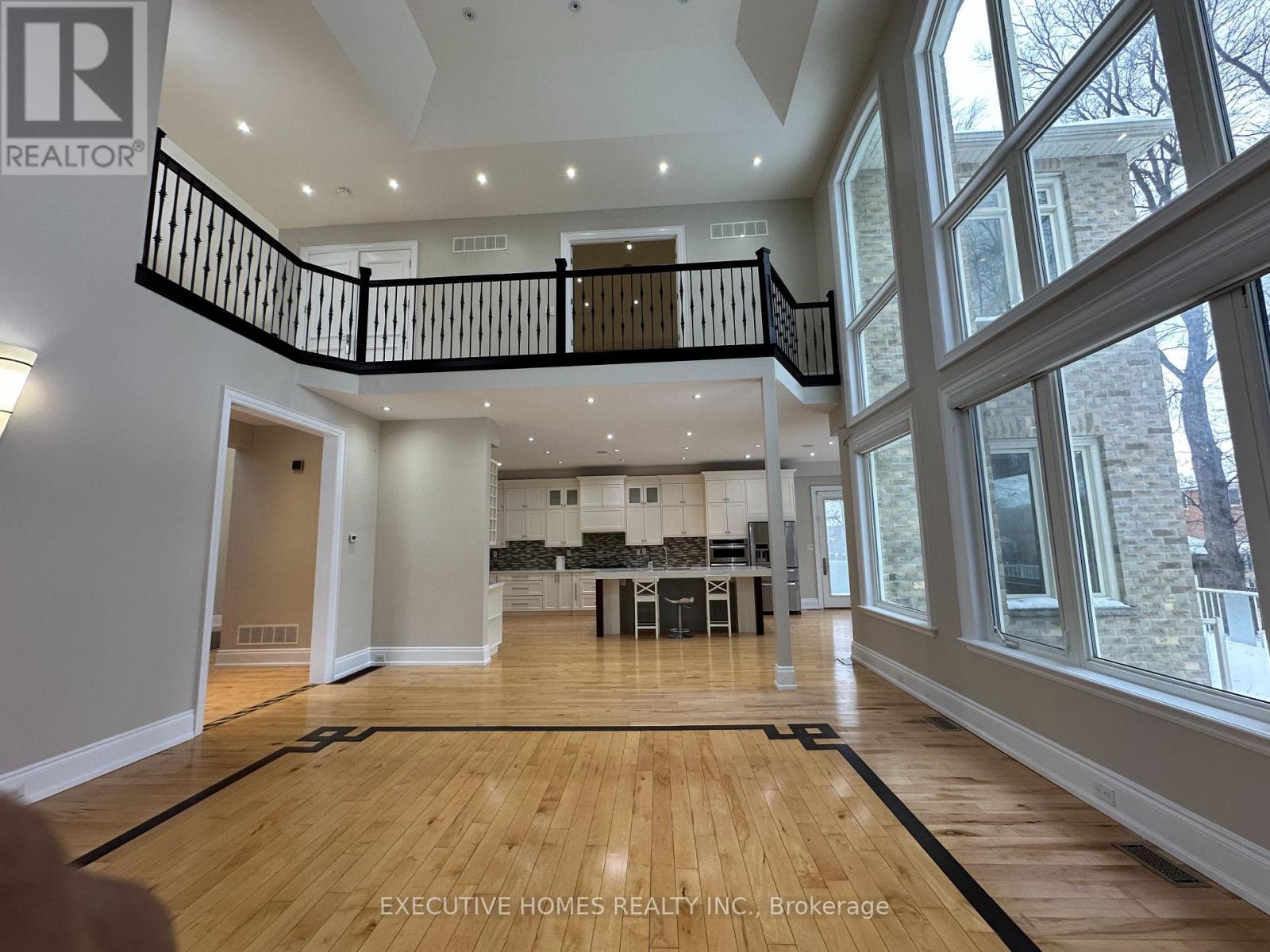 2613 Fifth Line W, Mississauga, Ontario  L5K 1V9 - Photo 12 - W12823392