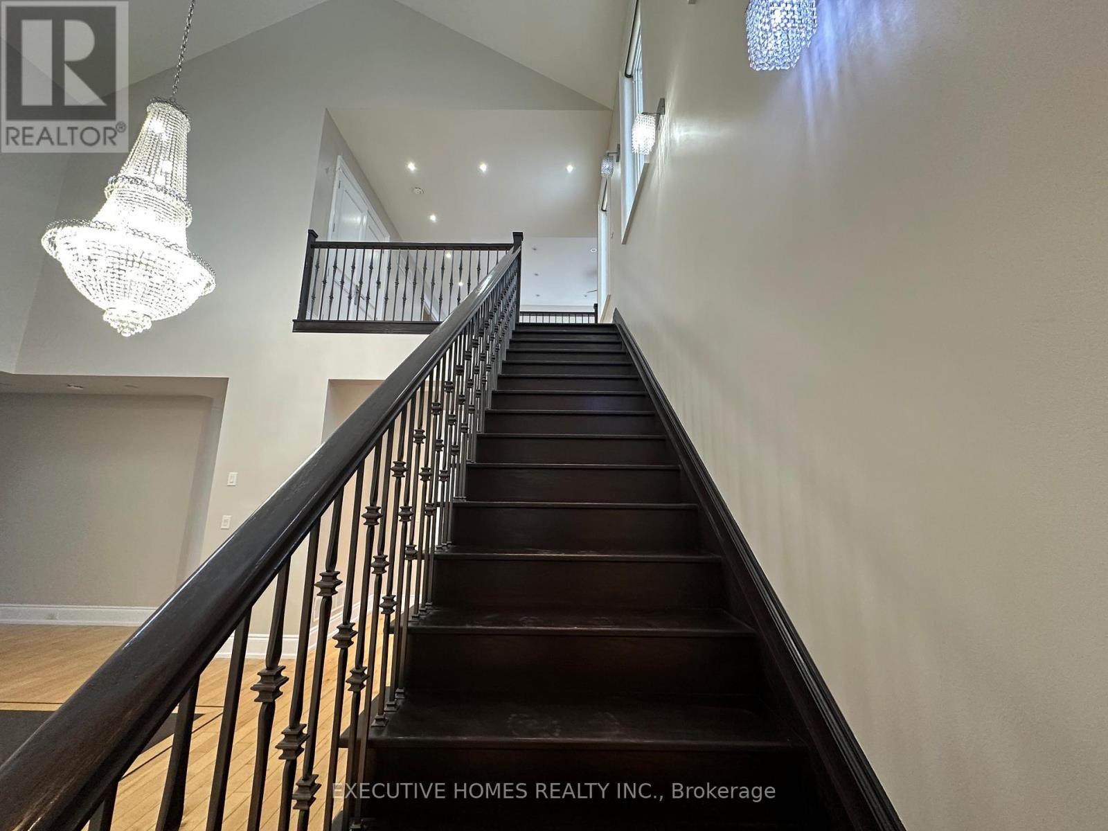 2613 Fifth Line W, Mississauga, Ontario  L5K 1V9 - Photo 21 - W12823392