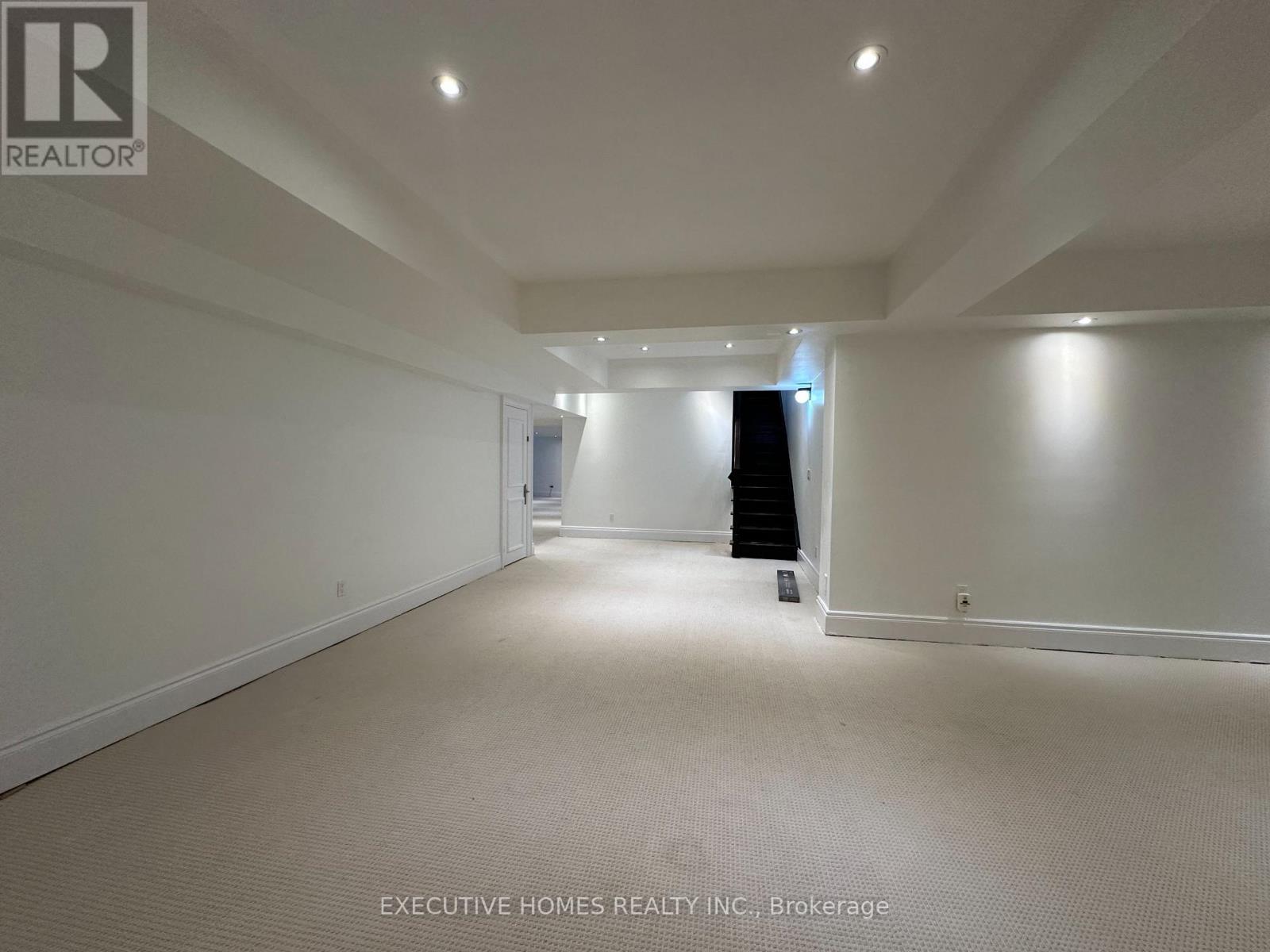 2613 Fifth Line W, Mississauga, Ontario  L5K 1V9 - Photo 32 - W12823392