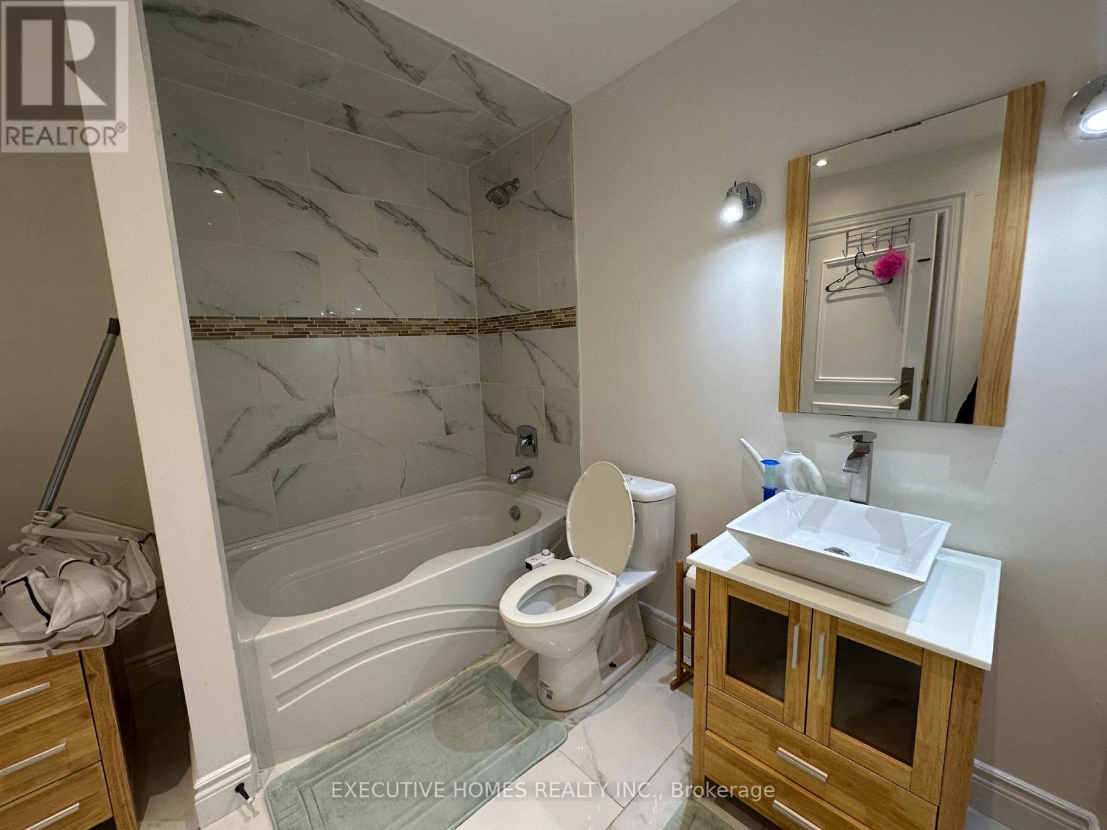 2613 Fifth Line W, Mississauga, Ontario  L5K 1V9 - Photo 39 - W12823392