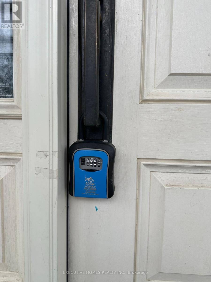 2613 Fifth Line W, Mississauga, Ontario  L5K 1V9 - Photo 41 - W12823392