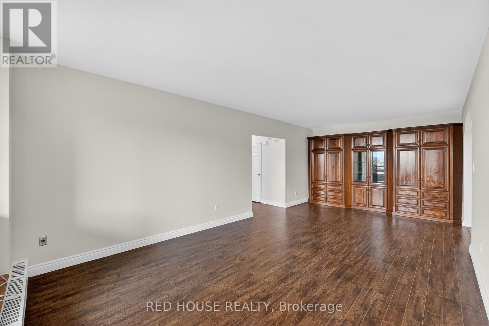 809 - 5250 Lakeshore Road, Burlington, Ontario  L7L 5L2 - Photo 10 - W12823394