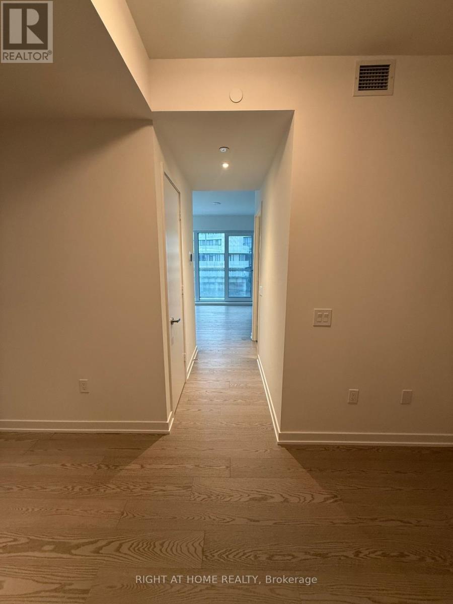 311 - 448 Burnhamthorpe Road W, Mississauga, Ontario  L5B 4M6 - Photo 14 - W12823424