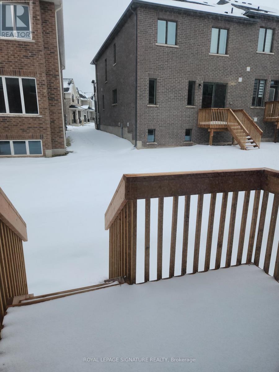 3218 Meadowridge Drive, Oakville, Ontario  L6H 8B4 - Photo 14 - W12823434