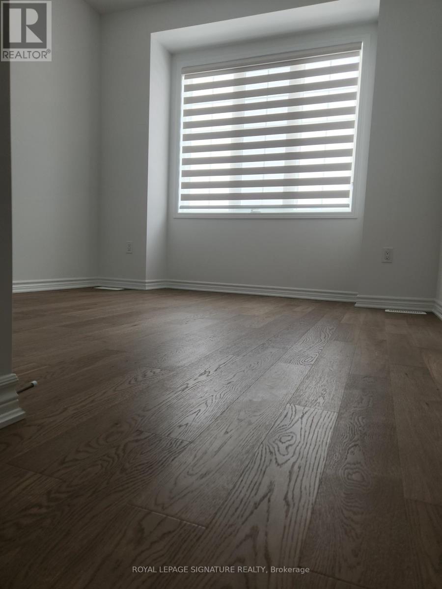 3218 Meadowridge Drive, Oakville, Ontario  L6H 8B4 - Photo 22 - W12823434