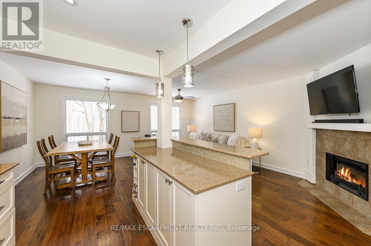 42 - 2301 Cavendish Drive, Burlington, Ontario  L7P 3M3 - Photo 11 - W12823444