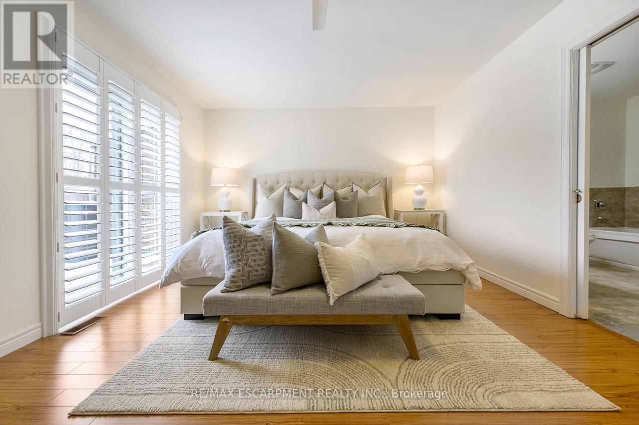 42 - 2301 Cavendish Drive, Burlington, Ontario  L7P 3M3 - Photo 22 - W12823444