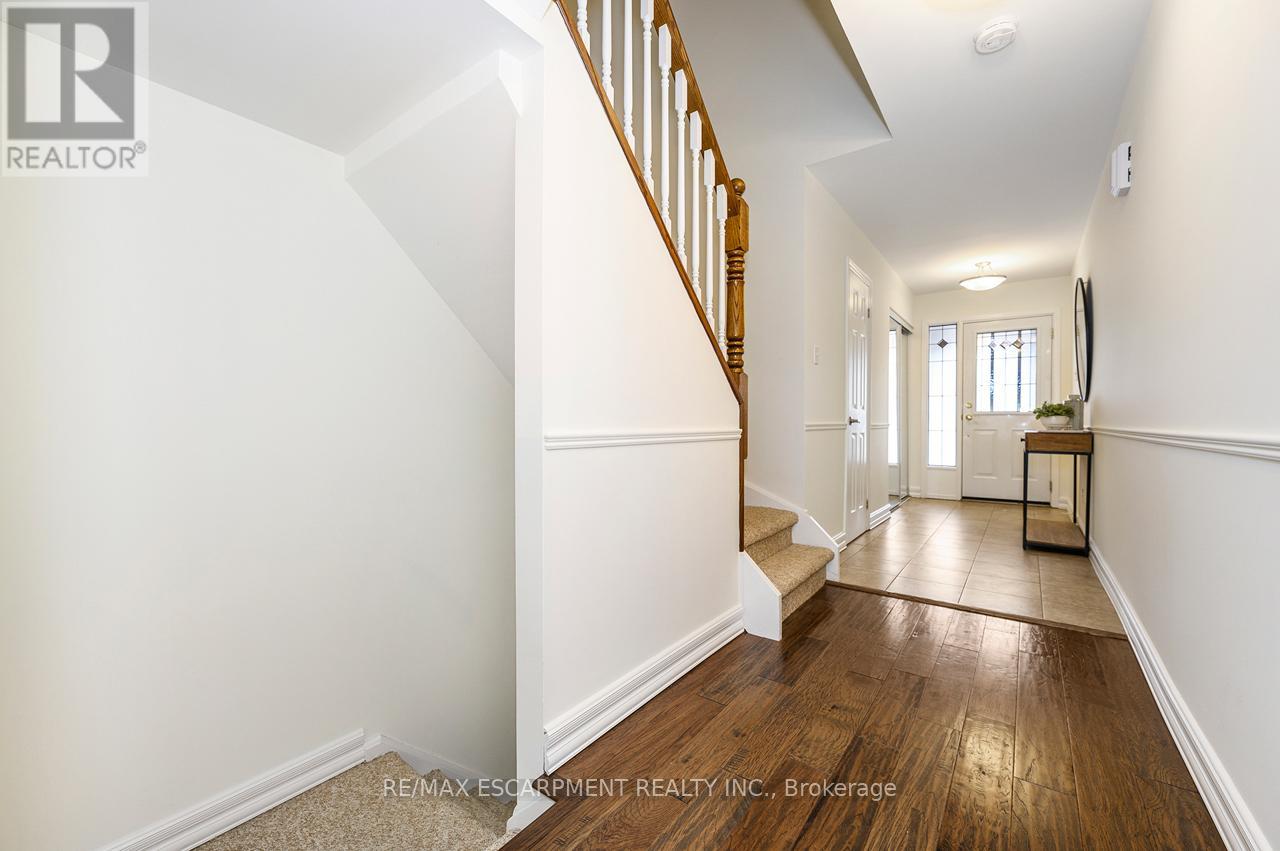 42 - 2301 Cavendish Drive, Burlington, Ontario  L7P 3M3 - Photo 31 - W12823444