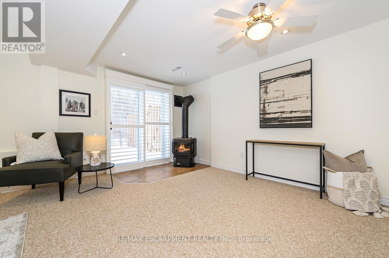 42 - 2301 Cavendish Drive, Burlington, Ontario  L7P 3M3 - Photo 37 - W12823444