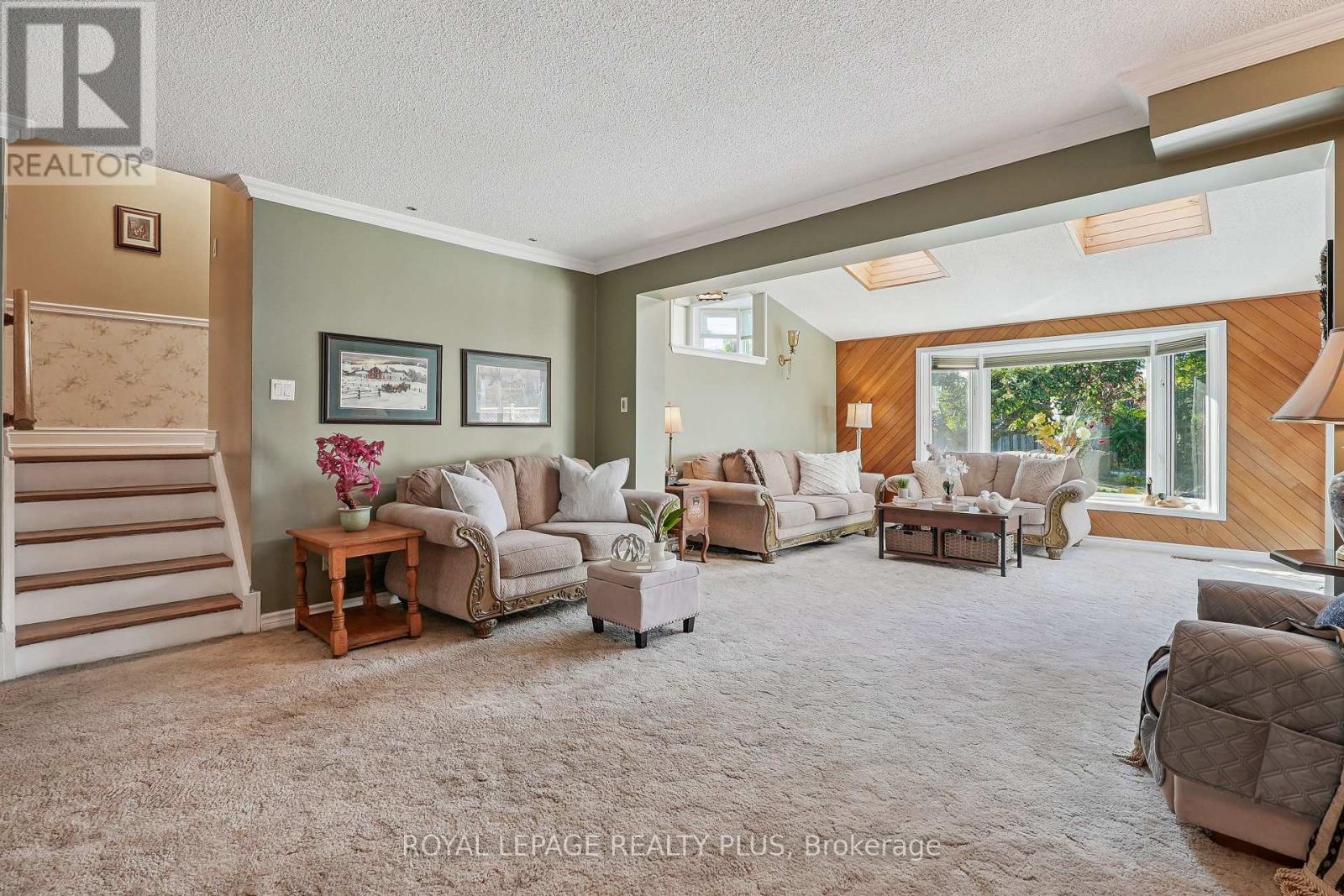 2335 Wyandotte Drive, Oakville, Ontario  L6L 2T4 - Photo 18 - W12823450