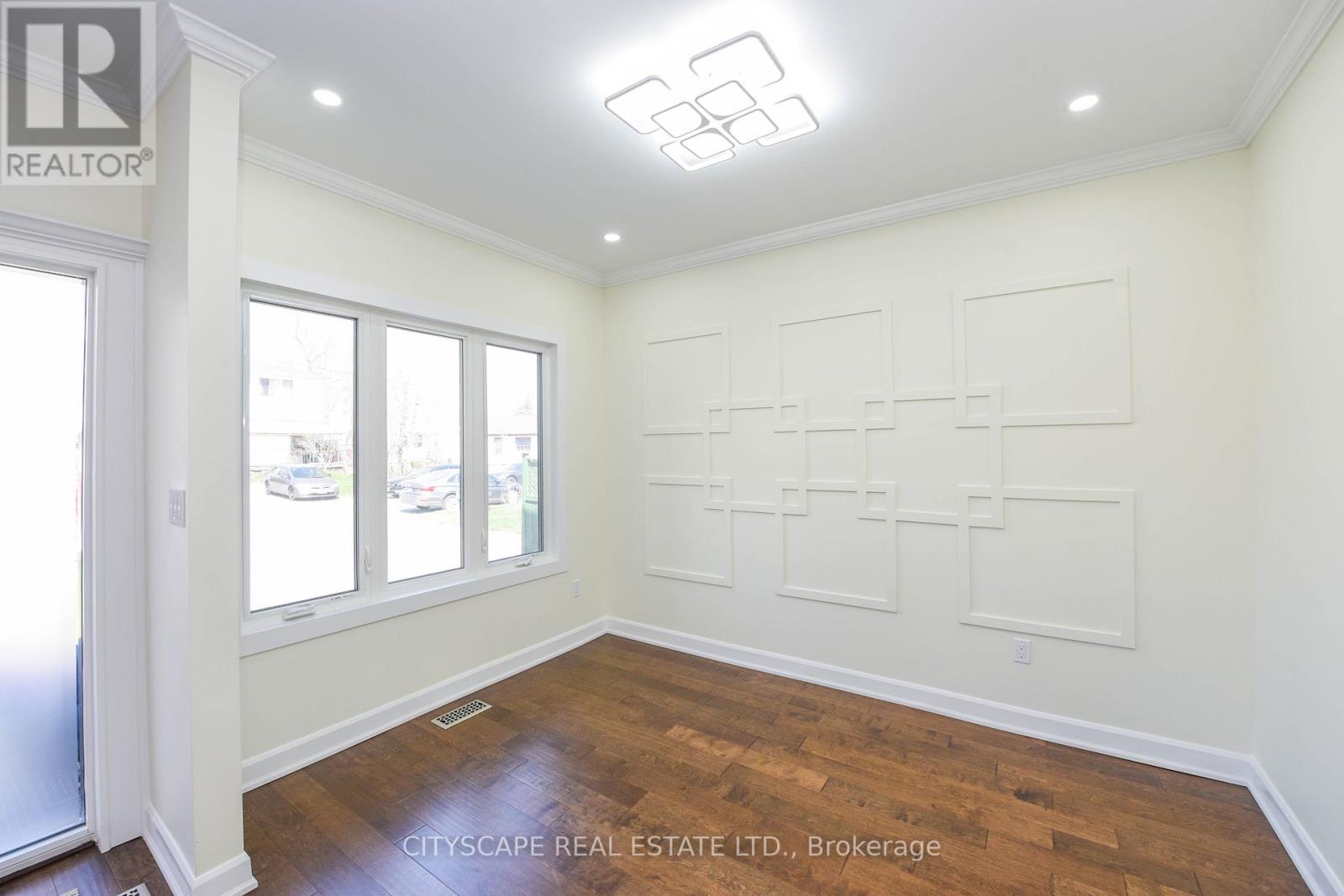 Upper - 3134 Merritt Avenue N, Mississauga, Ontario  L4T 1P3 - Photo 7 - W12823454