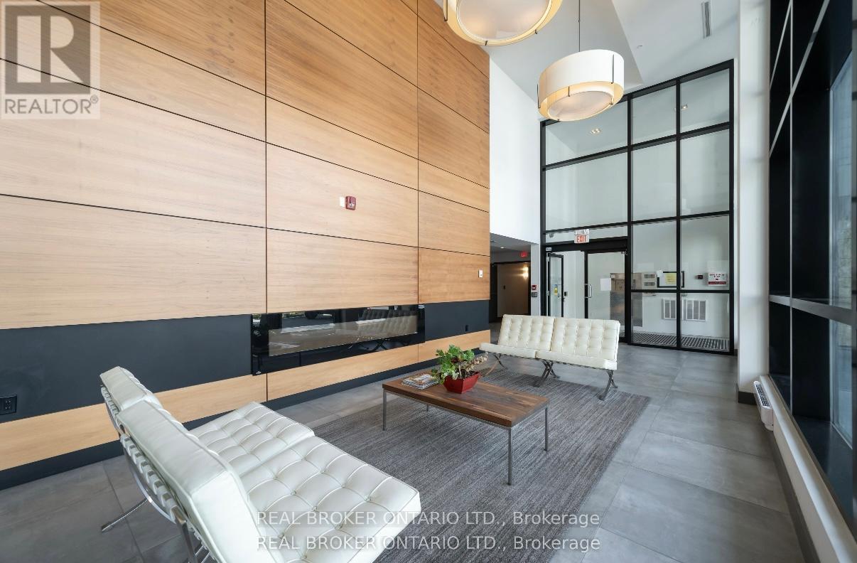 333 - 3170 Erin Mills Parkway, Mississauga, Ontario  L5L 0B6 - Photo 2 - W12823460