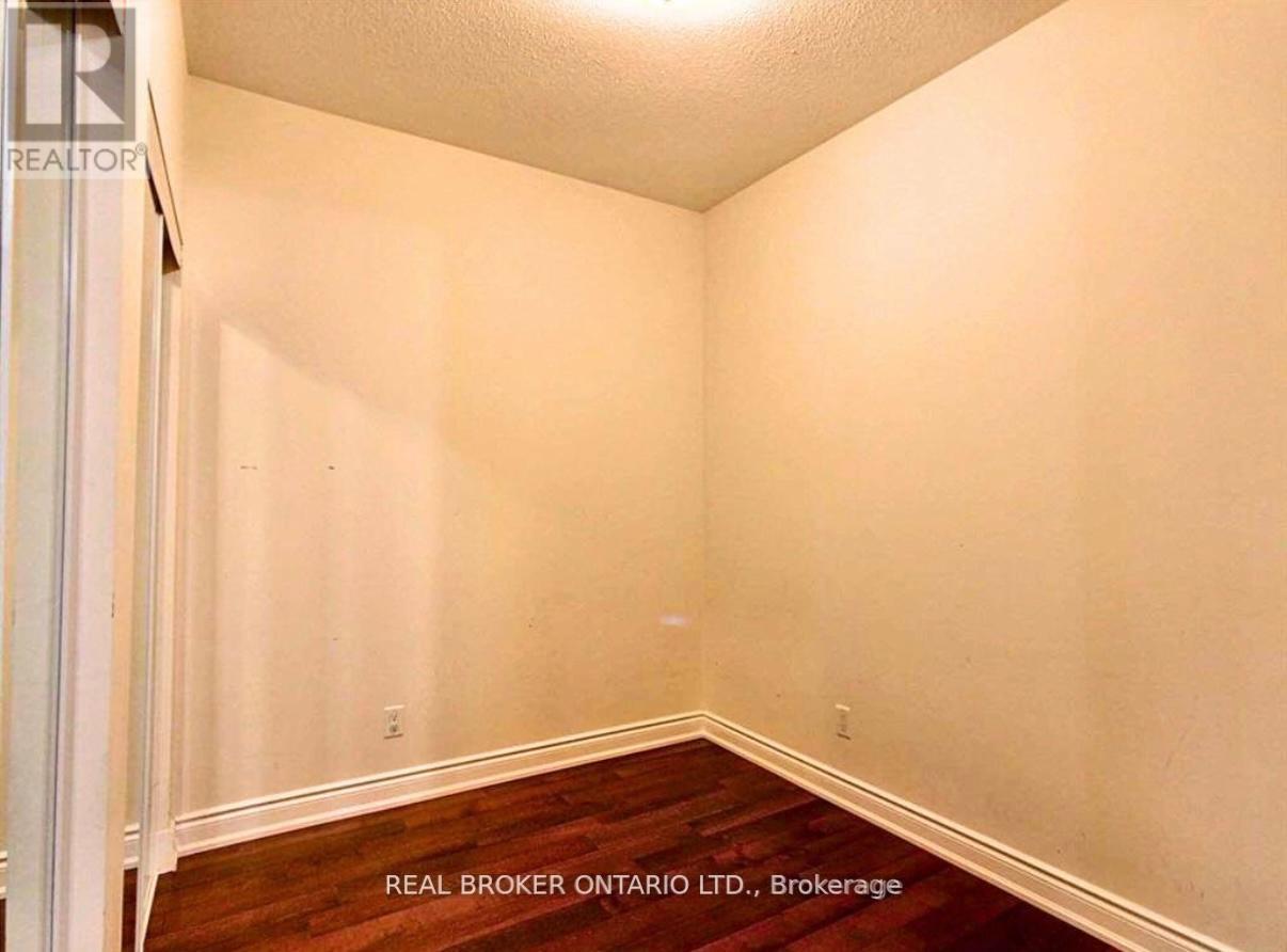 333 - 3170 Erin Mills Parkway, Mississauga, Ontario  L5L 0B6 - Photo 6 - W12823460