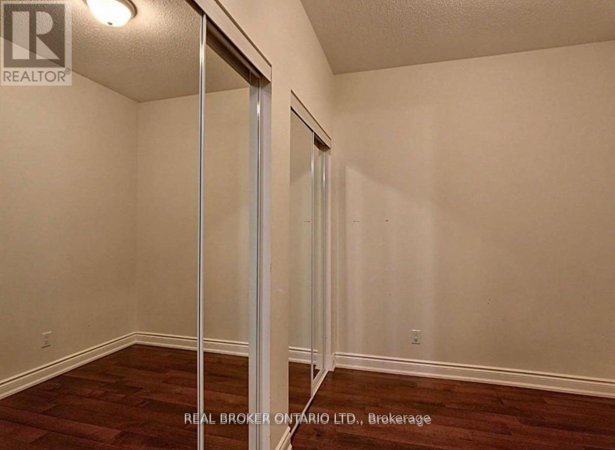 333 - 3170 Erin Mills Parkway, Mississauga, Ontario  L5L 0B6 - Photo 7 - W12823460