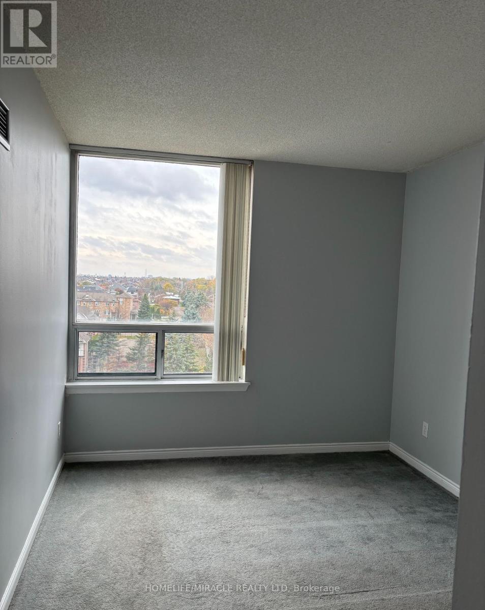 711 - 135 Hillcrest Avenue, Mississauga, Ontario  L5B 4B1 - Photo 12 - W12823474