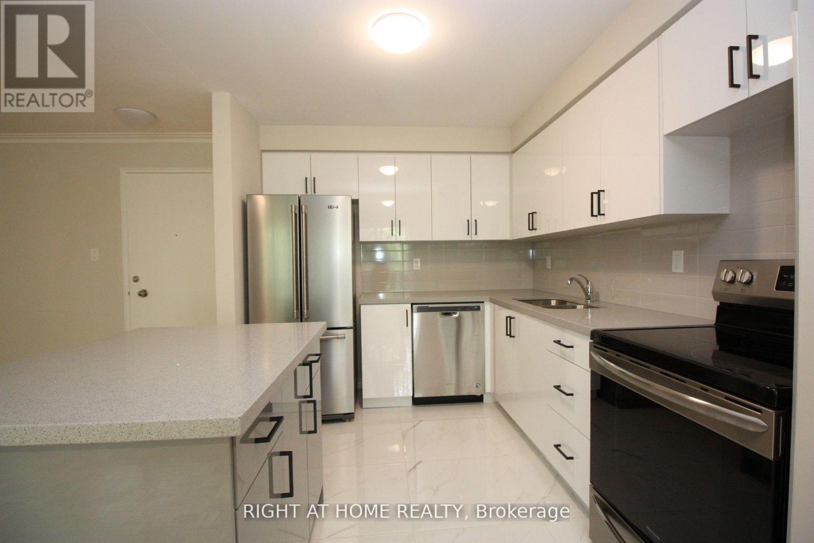 206 - 306 The West Mall, Toronto, Ontario  M9C 1C8 - Photo 2 - W12823482