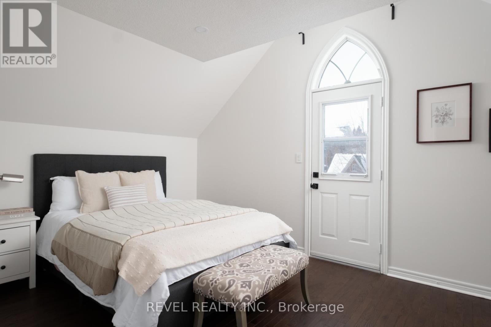 54 North Riverdale Drive, Caledon, Ontario  L7C 3K3 - Photo 28 - W12823518