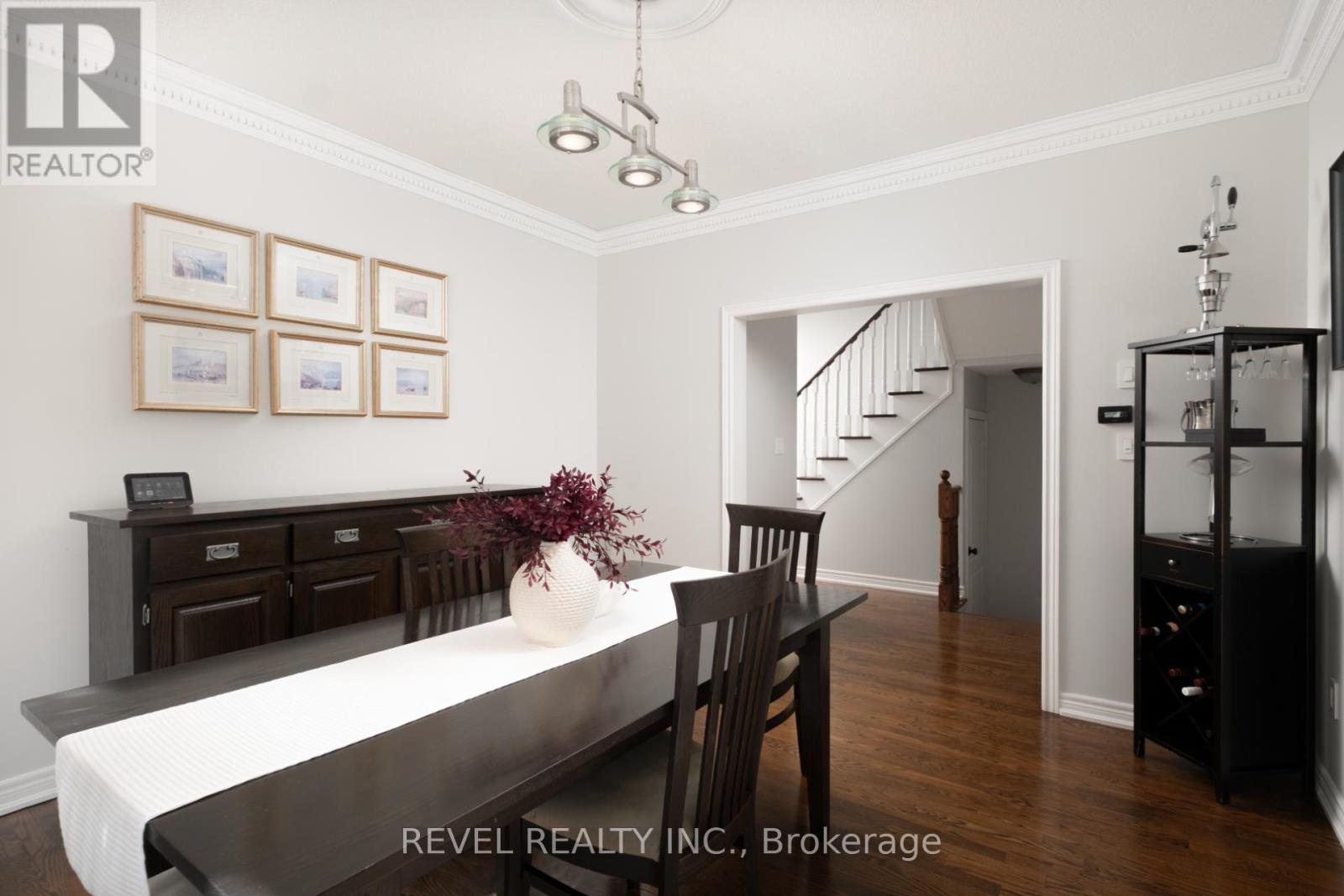 54 North Riverdale Drive, Caledon, Ontario  L7C 3K3 - Photo 7 - W12823518