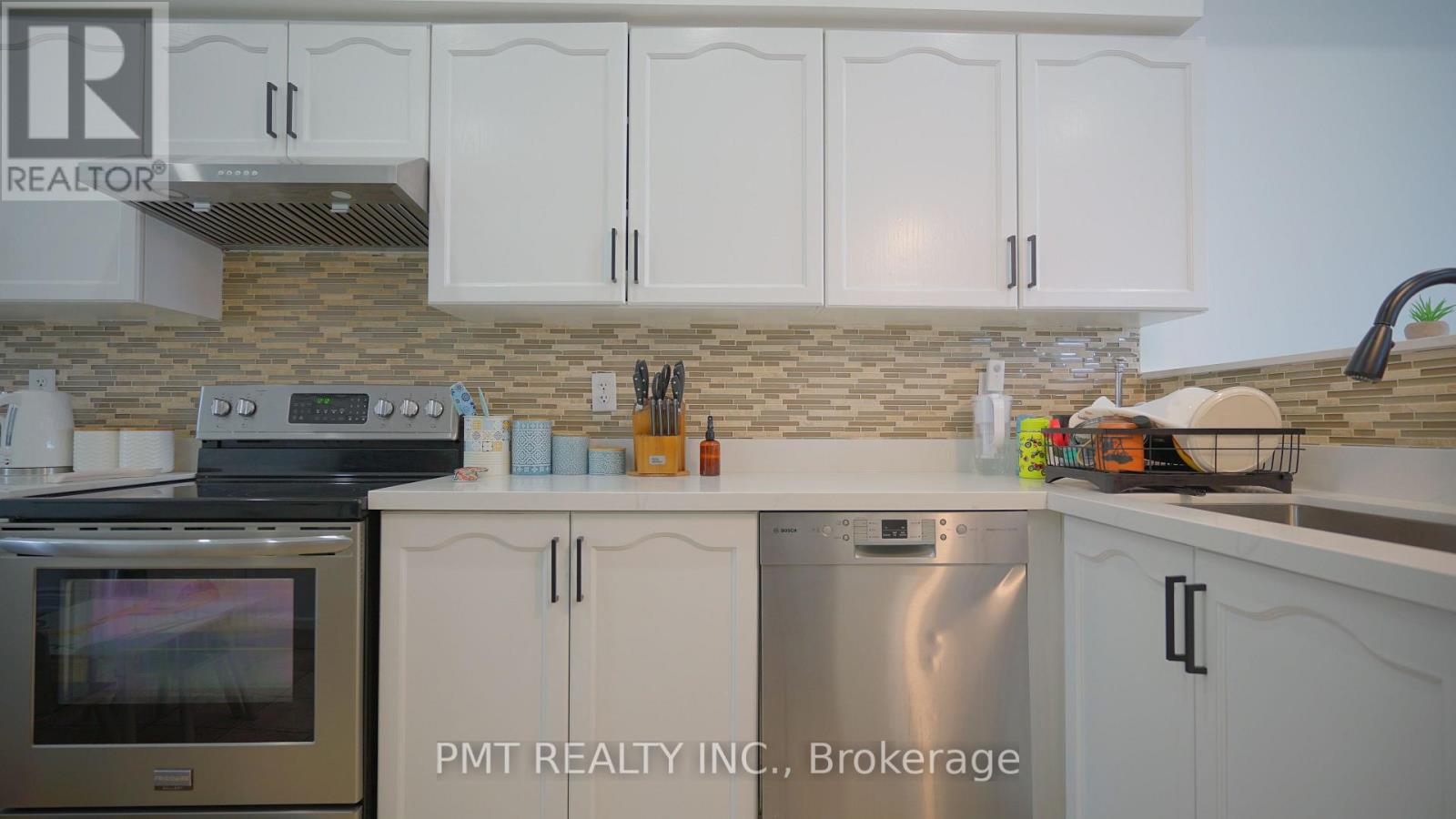 21 - 7155 Magistrate Terrace, Mississauga, Ontario  L5W 1Y7 - Photo 8 - W12823534