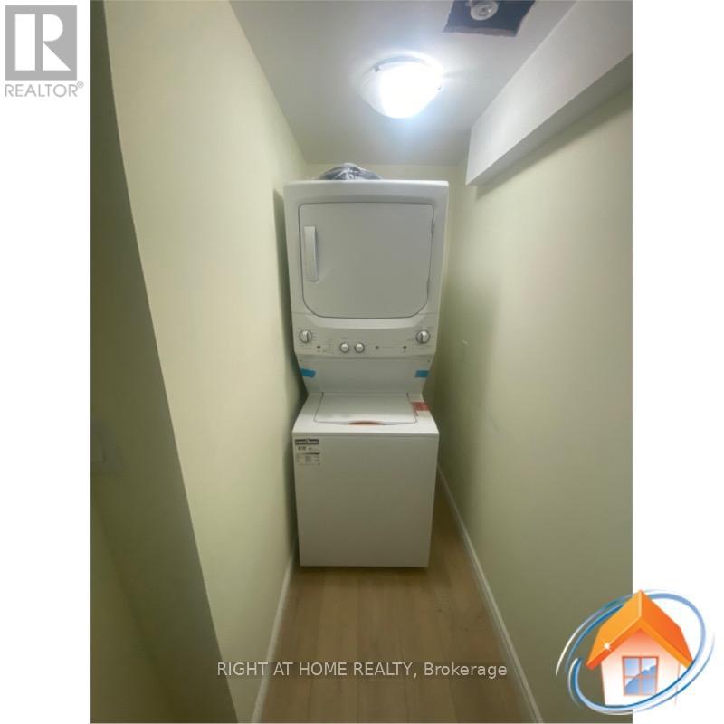 Bsmt - 2640 Wynten Way, Oakville (Cv Clearview), Ontario  L6J 6Y8 - Photo 12 - W12823564