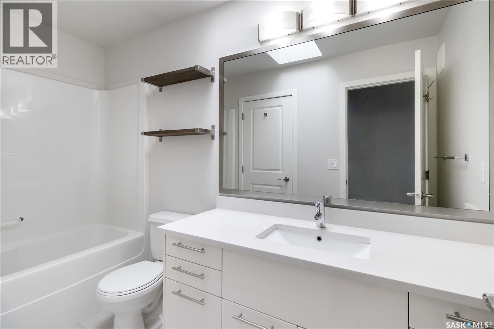 215 410 Ledingham Way, Saskatoon, Saskatchewan  S7V 0C4 - Photo 19 - SK029216