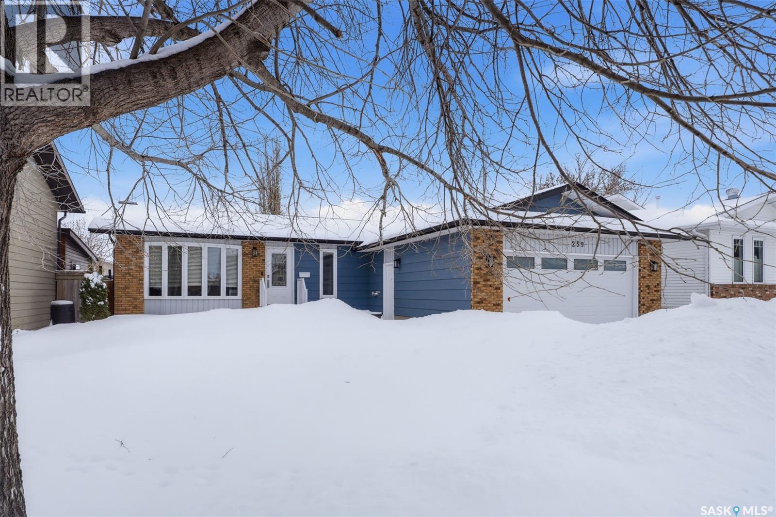 259 Verbeke Crescent, Saskatoon, Saskatchewan  S7K 6K2 - Photo 2 - SK029236