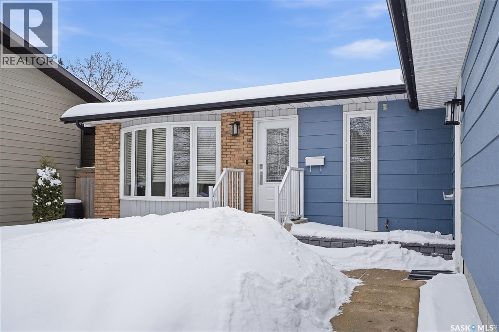 259 Verbeke Crescent, Saskatoon, Saskatchewan  S7K 6K2 - Photo 3 - SK029236