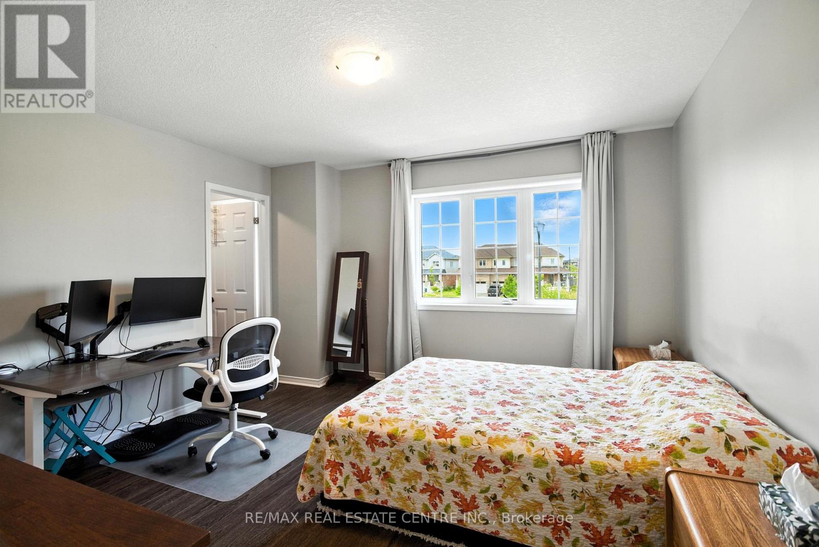 85 Thompson Road, Haldimand, Ontario  N3W 2G9 - Photo 21 - X12823412