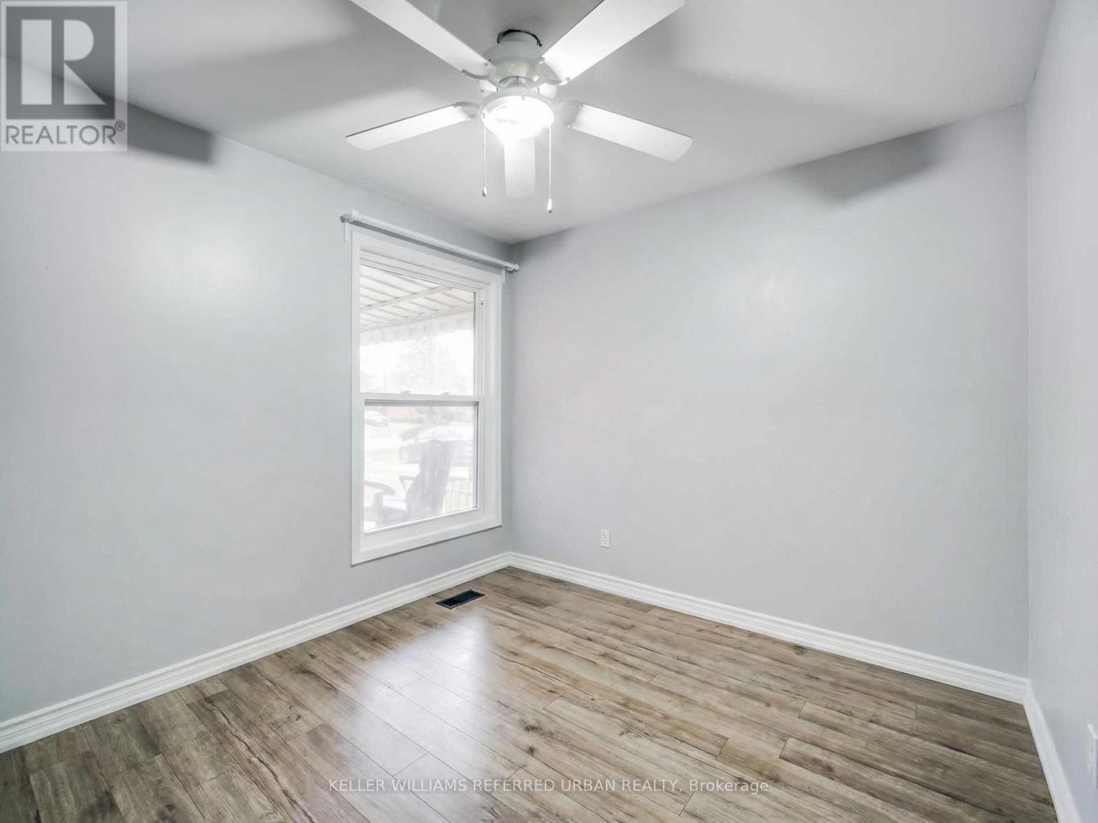 336 Brighton Avenue, Toronto, Ontario  M3H 4G5 - Photo 10 - C12823362