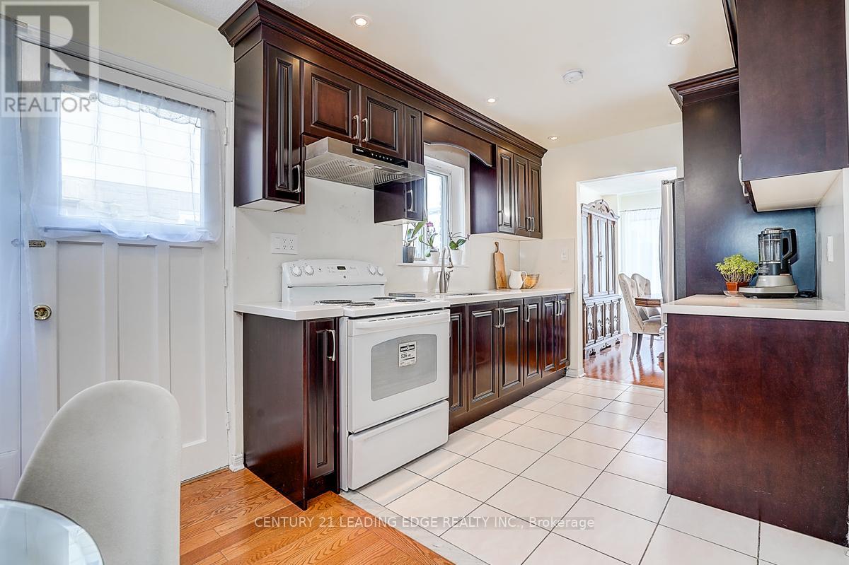 328 Chartland Boulevard S, Toronto, Ontario  M1S 3P3 - Photo 18 - E12822522