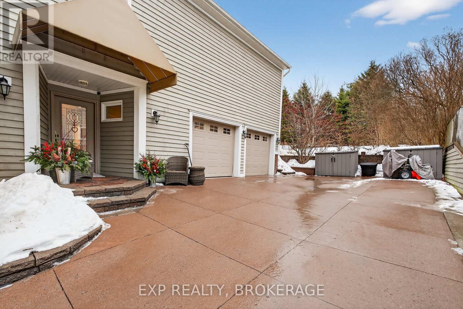 250 Main Street, Kingston, Ontario  K7K 6W4 - Photo 3 - X12823540