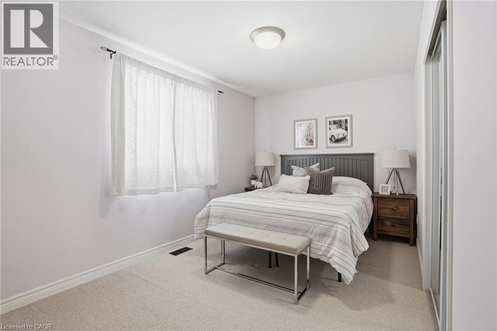 8407 Heikoop Crescent, Niagara Falls, Ontario  L2H 3J7 - Photo 14 - 40807495