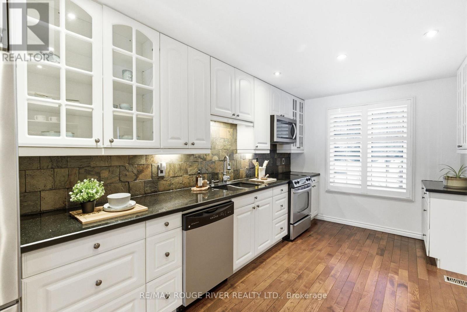 59 Muir Crescent, Whitby, Ontario  L1P 1B5 - Photo 11 - E12823736