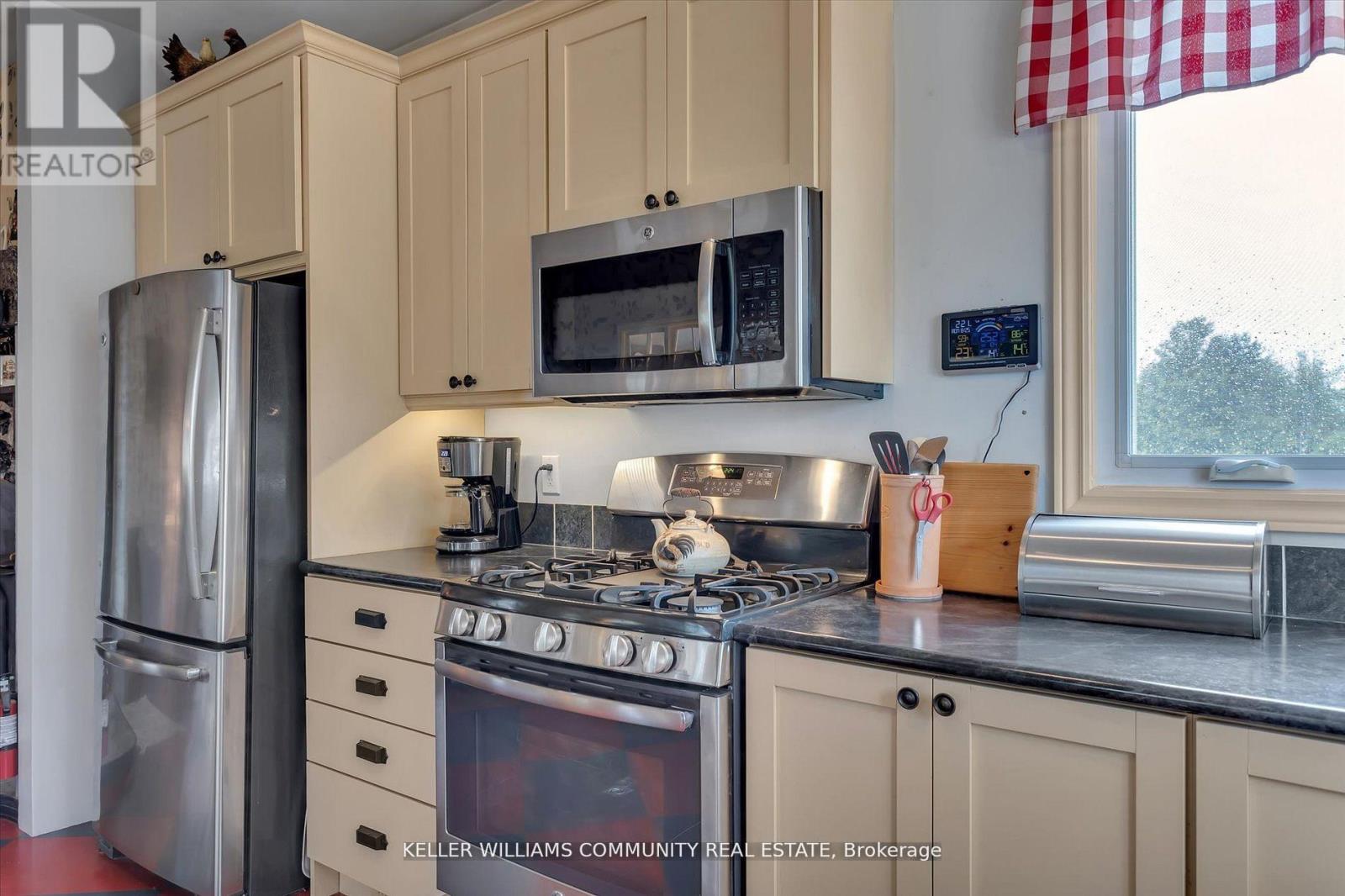 372 County Road 41 Road, Kawartha Lakes (Bexley), Ontario  K0M 2B0 - Photo 15 - X12823654