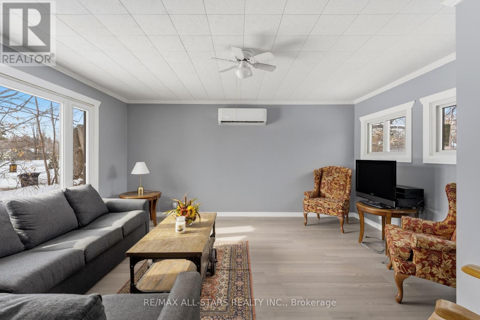 46 Helen Street, Kawartha Lakes, Ontario  K0M 1N0 - Photo 13 - X12823662