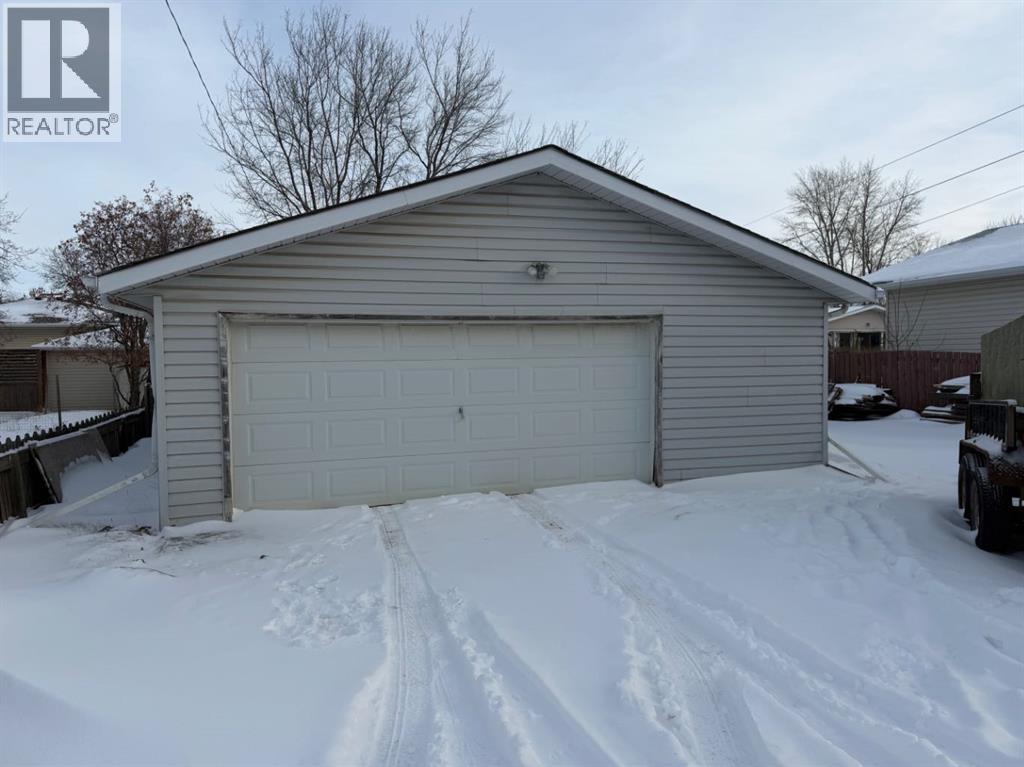 4910 44 Street, Camrose, Alberta  T4V 1C2 - Photo 28 - A2274680