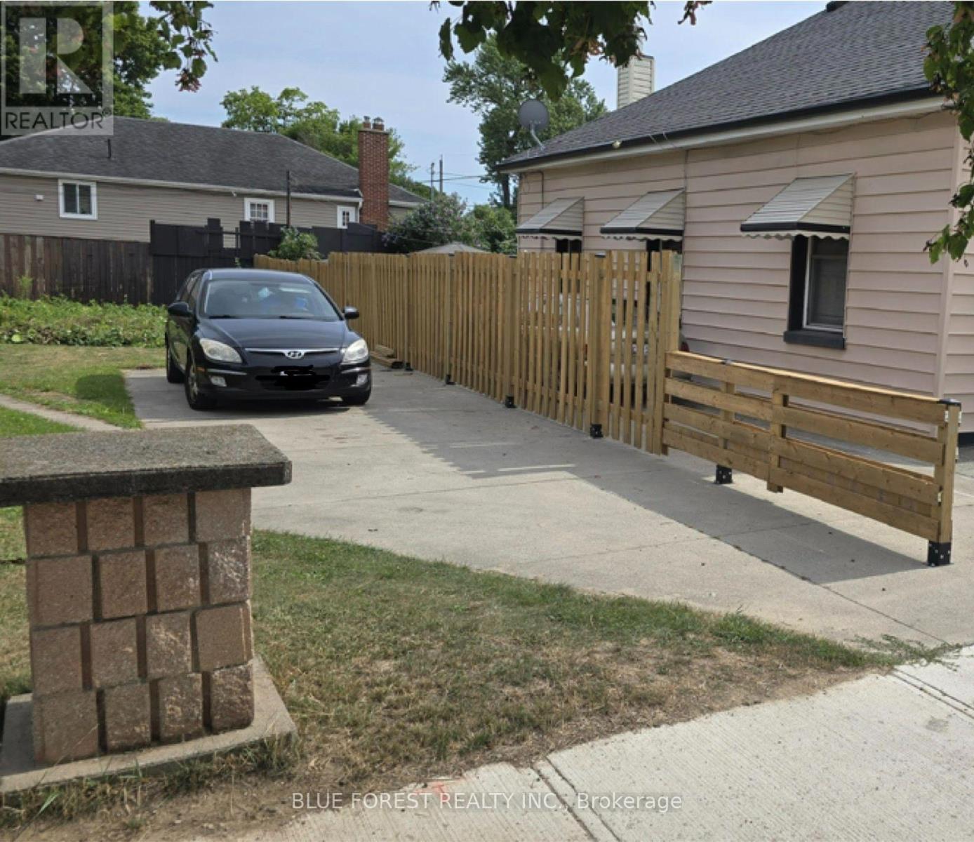 899 Trafalgar Street, London East, Ontario  N5Z 1G1 - Photo 3 - X12823678