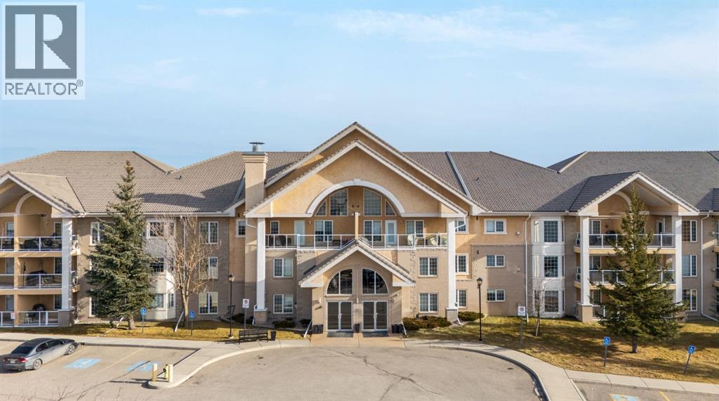 106, 728 Country Hills Road NW, Calgary, Alberta