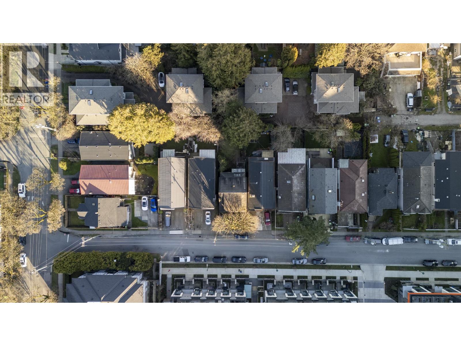 3968 Fleming Street, Vancouver, British Columbia  V5N 3W3 - Photo 3 - R3093381