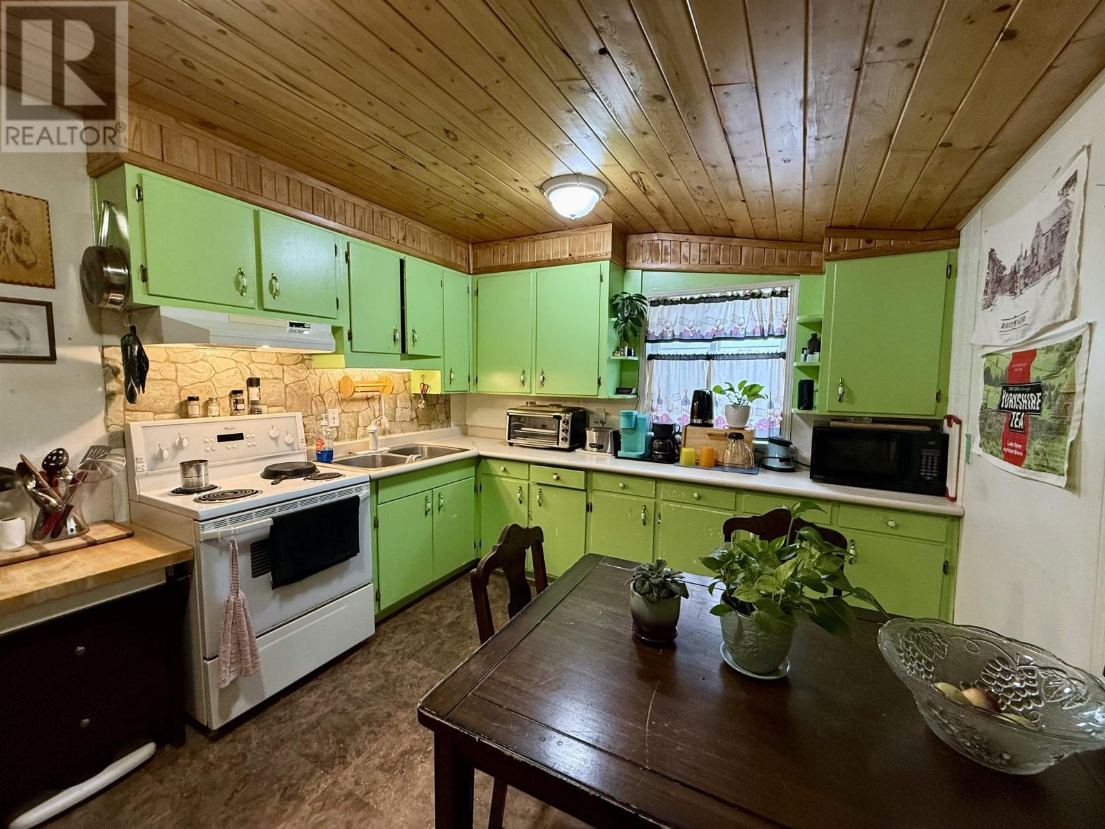 61 Ontario St, Thunder Bay, Ontario  P7B 3G1 - Photo 5 - TB2600196