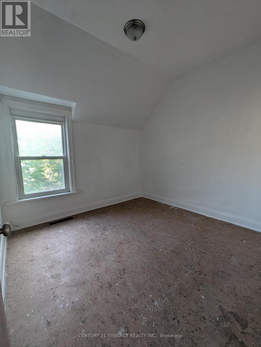 197-199-201 Mary Street, Pembroke, Ontario  K8A 5V7 - Photo 8 - X12823630