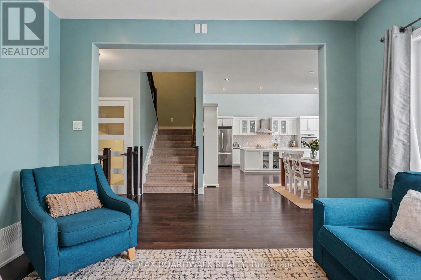 87 Cobblestone Drive, Russell, Ontario  K4R 0B2 - Photo 7 - X12823726