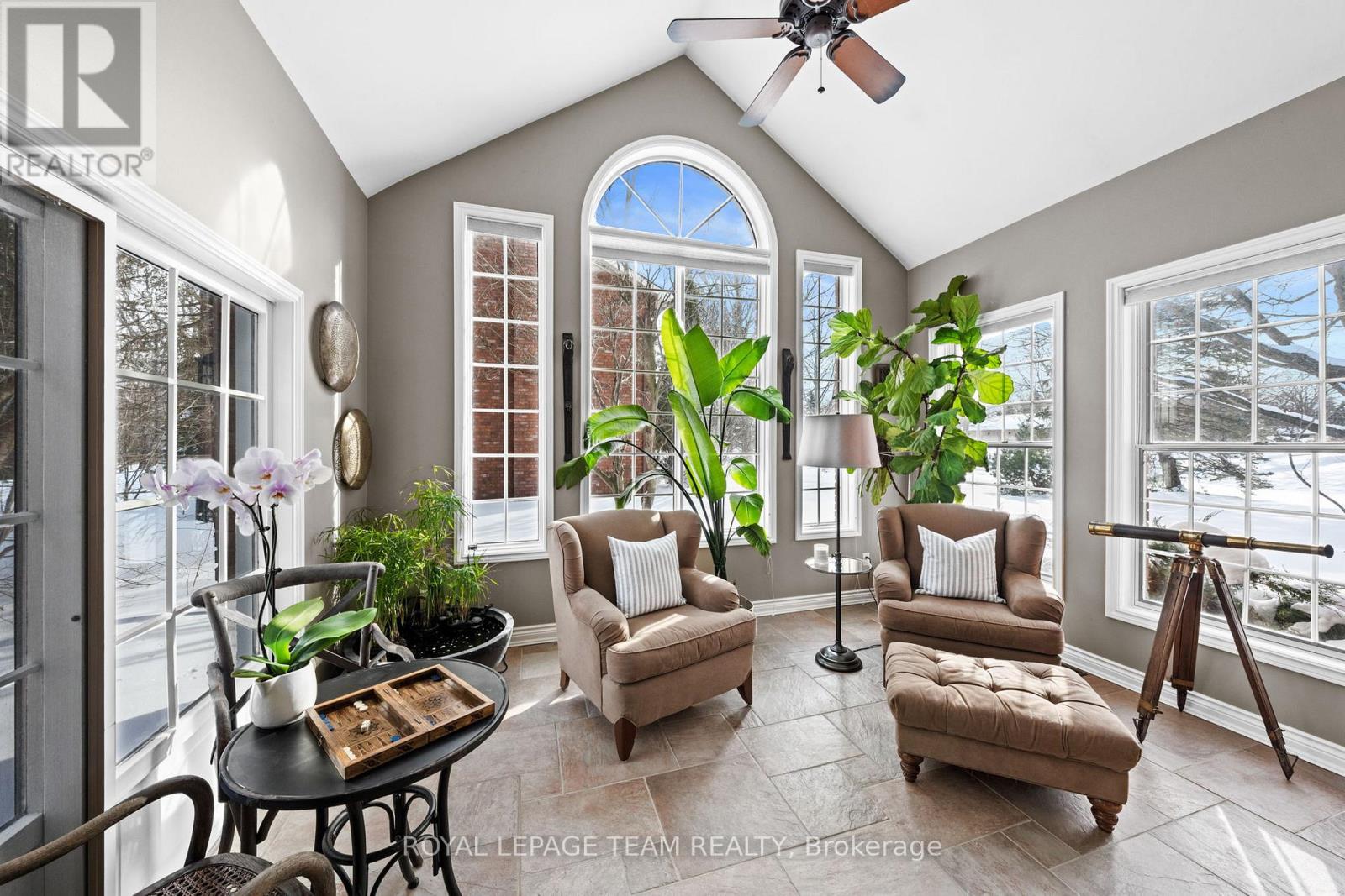 5557 Pettapiece Crescent, Ottawa, Ontario  K4M 1C5 - Photo 10 - X12823734