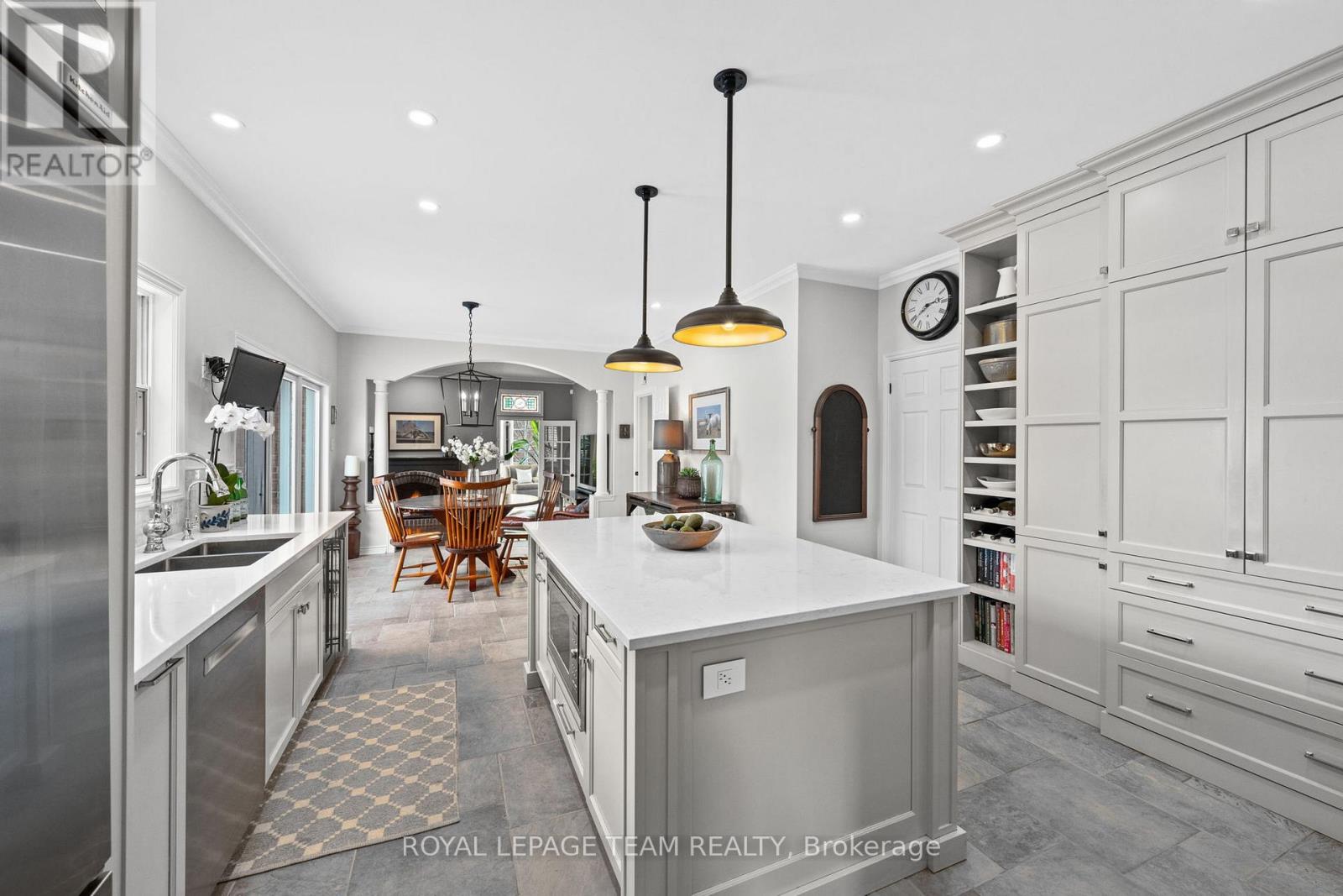 5557 Pettapiece Crescent, Ottawa, Ontario  K4M 1C5 - Photo 18 - X12823734