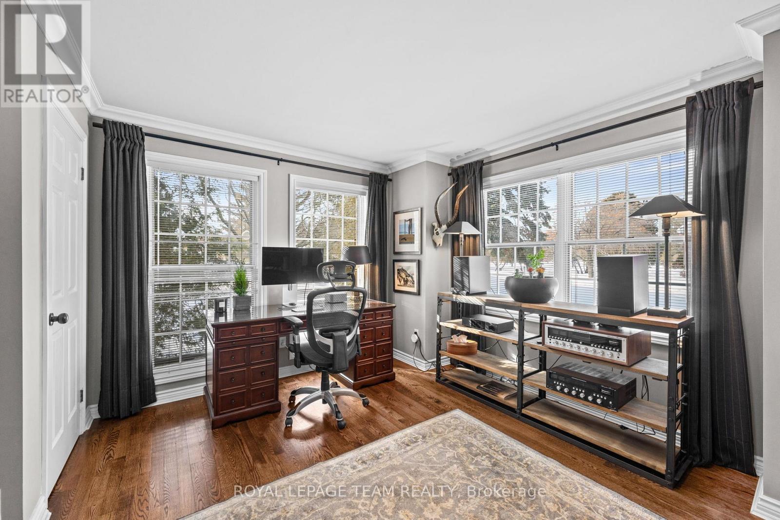 5557 Pettapiece Crescent, Ottawa, Ontario  K4M 1C5 - Photo 24 - X12823734