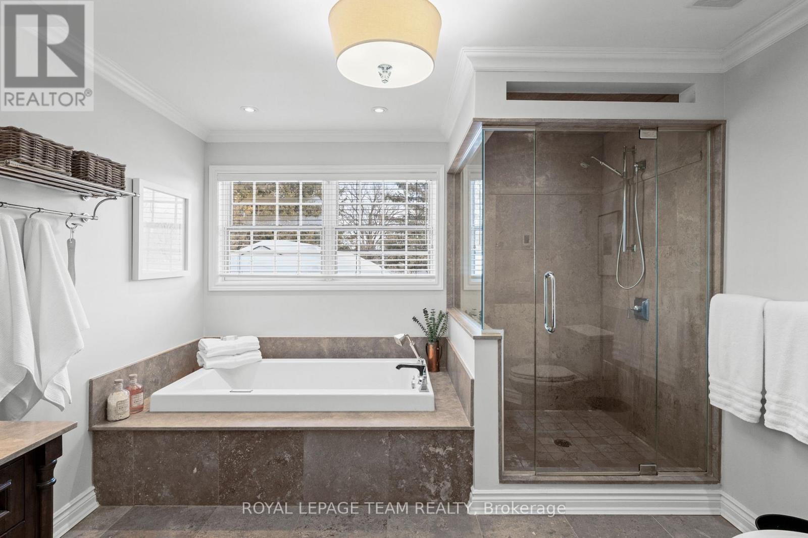 5557 Pettapiece Crescent, Ottawa, Ontario  K4M 1C5 - Photo 31 - X12823734