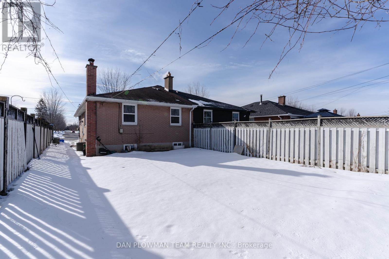 572 Montcalm Avenue, Oshawa, Ontario  L1J 2H1 - Photo 32 - E12823520