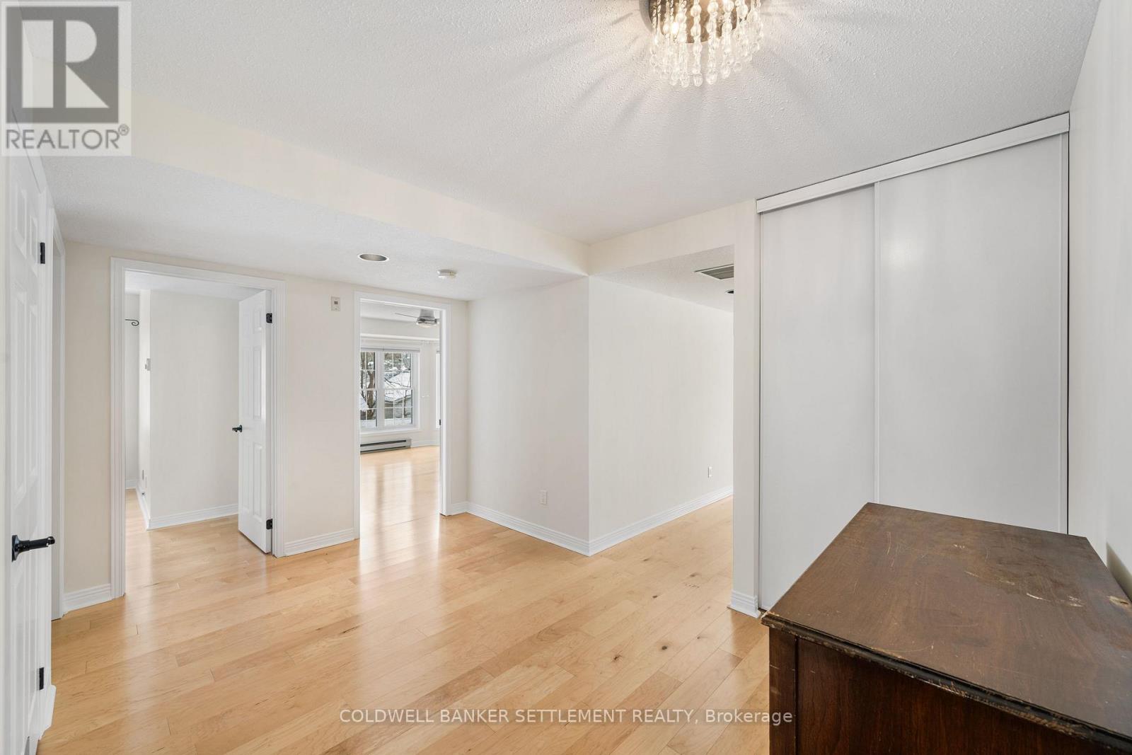 201 - 19 John Street, Perth, Ontario K7H 1T8 - Photo 16 - X12823704