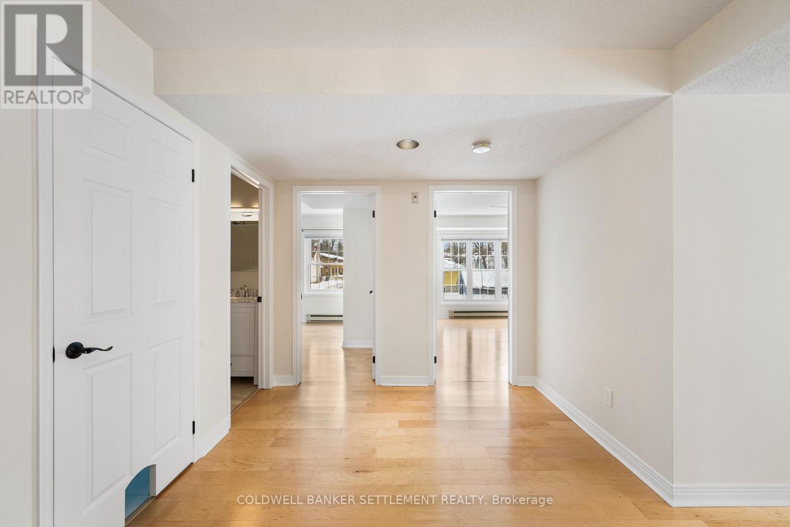 201 - 19 John Street, Perth, Ontario K7H 1T8 - Photo 17 - X12823704