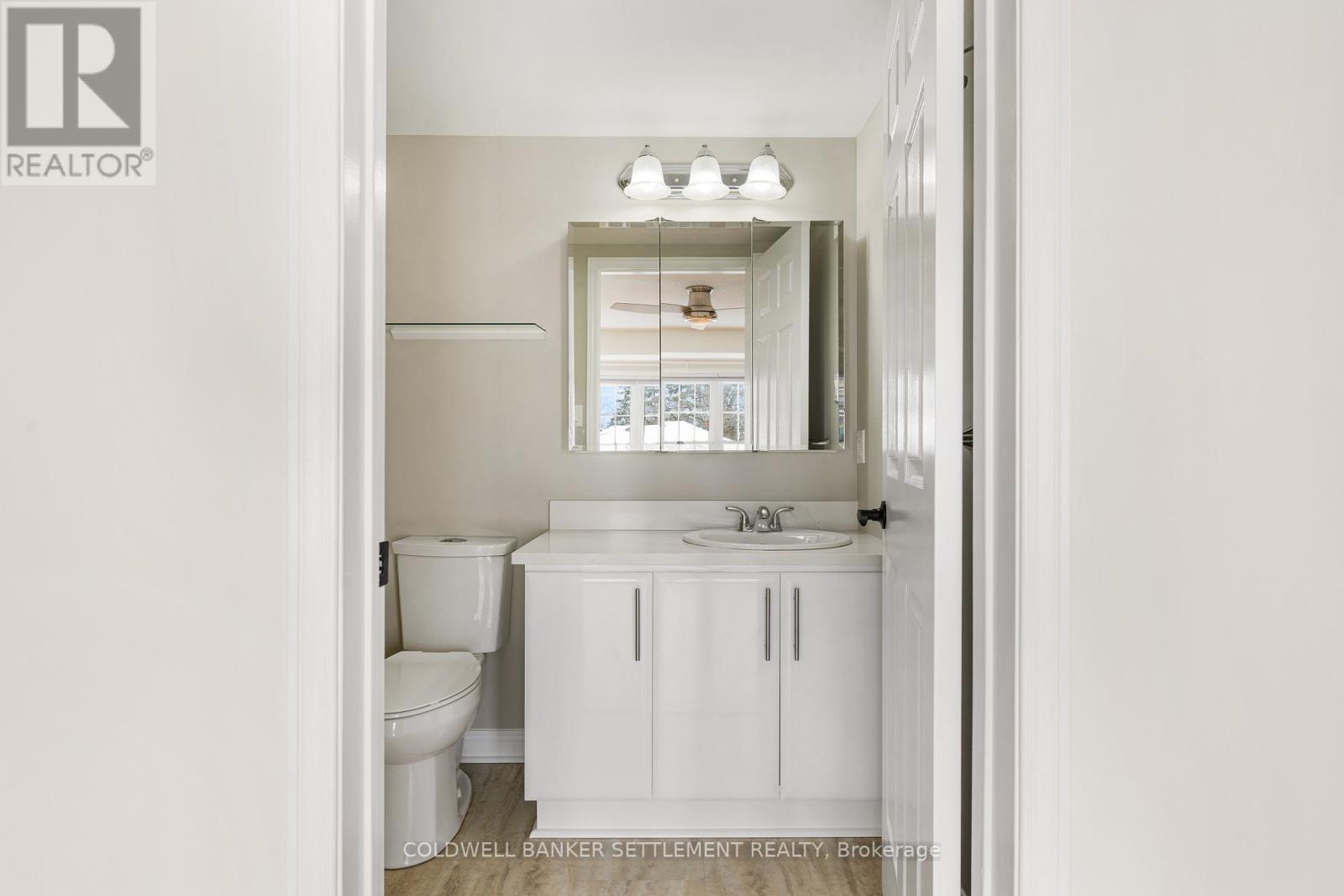 201 - 19 John Street, Perth, Ontario K7H 1T8 - Photo 26 - X12823704